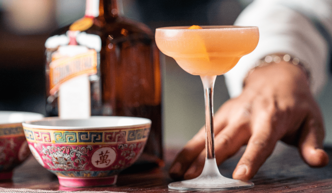 Six most popular cocktails for a summer on a yacht